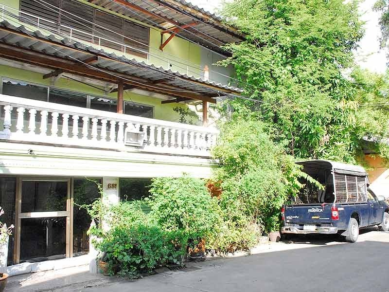 โรงกลึงไม้บางนา